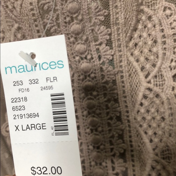 Blouse - Picture 2 of 4